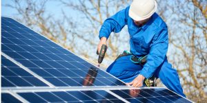 Installation Maintenance Panneaux Solaires Photovoltaïques à Carnoules